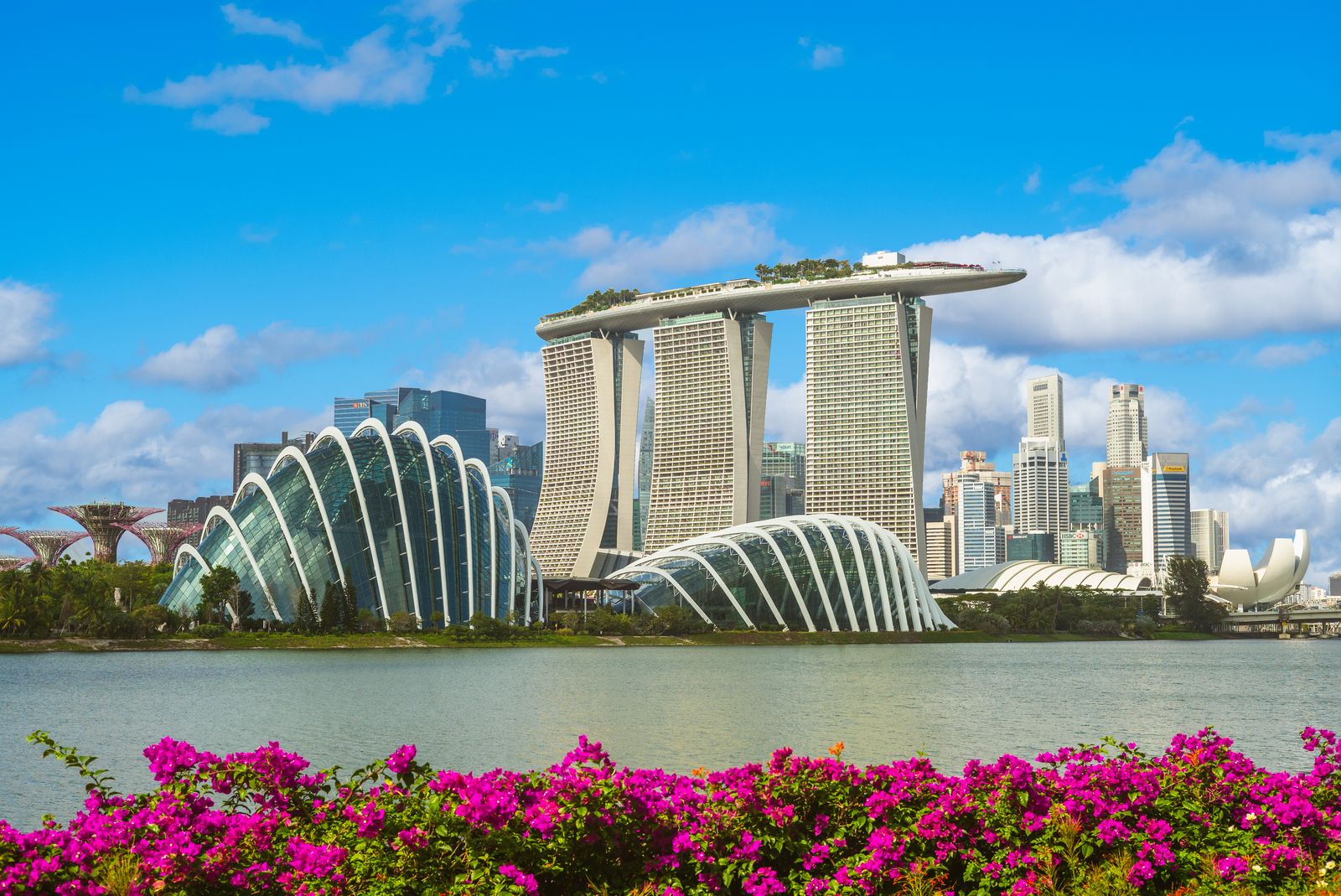 Marina Bay skyline with Marina Bay Sands, Gardens by the Bay and the Singapore city centre